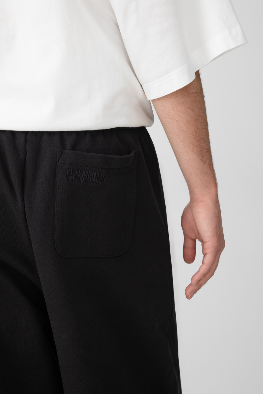 брюки  модель из лимитированной коллекции UA66SP630B 1302 BLACK 13
