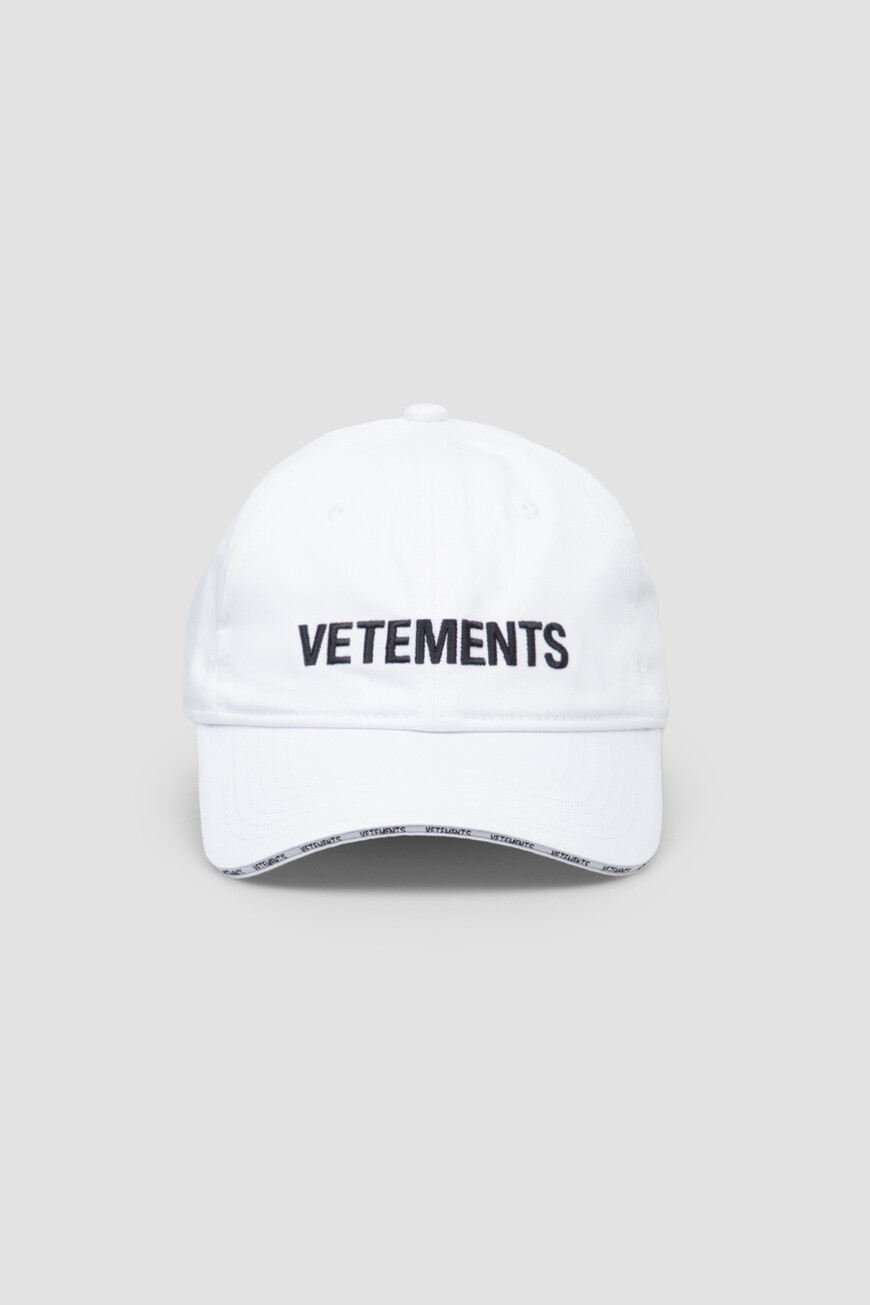 

Бейсболка Vetements Модель Из Лимитированной Коллекции, Белый