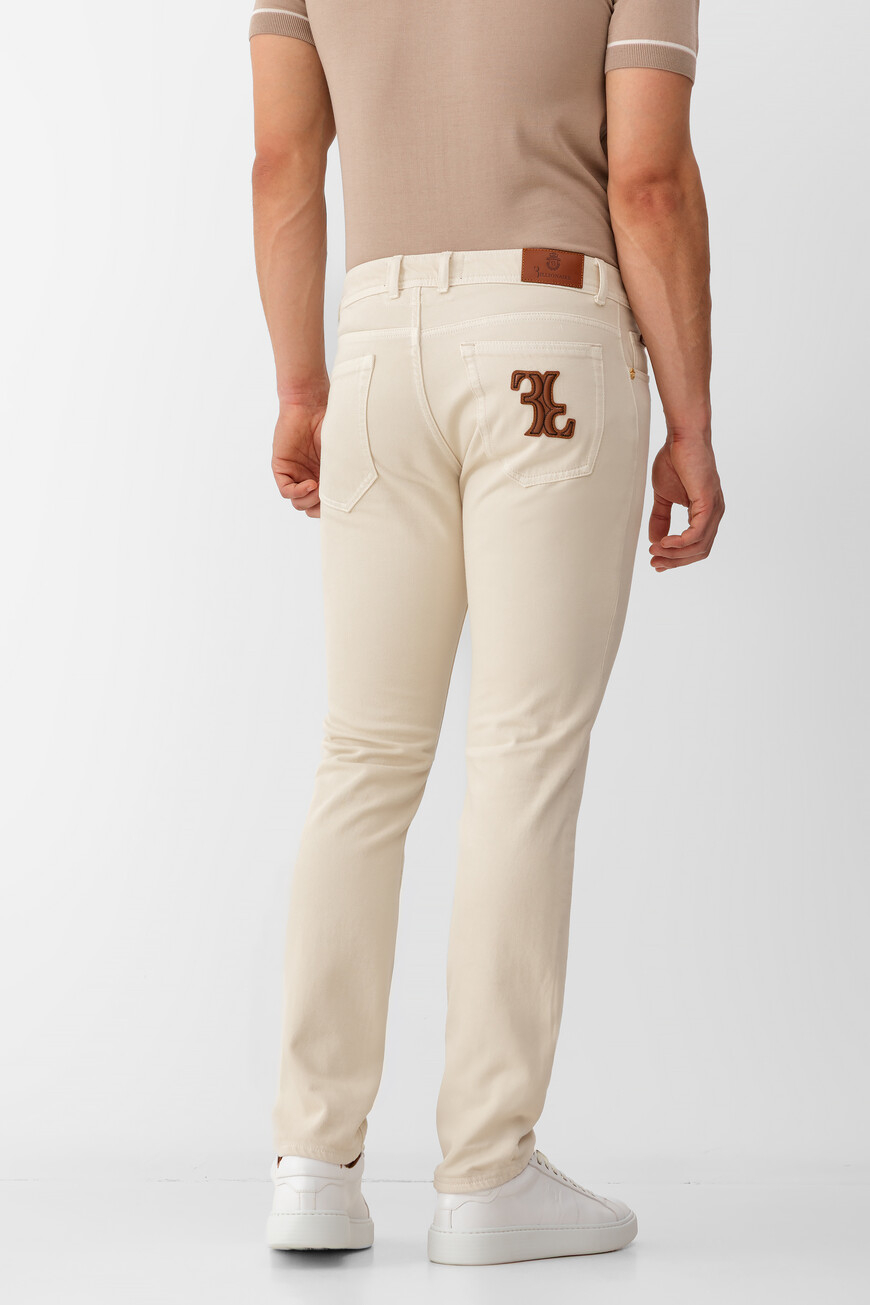 джинсы  IAEC MDT4052 BTE001N 06P по акции