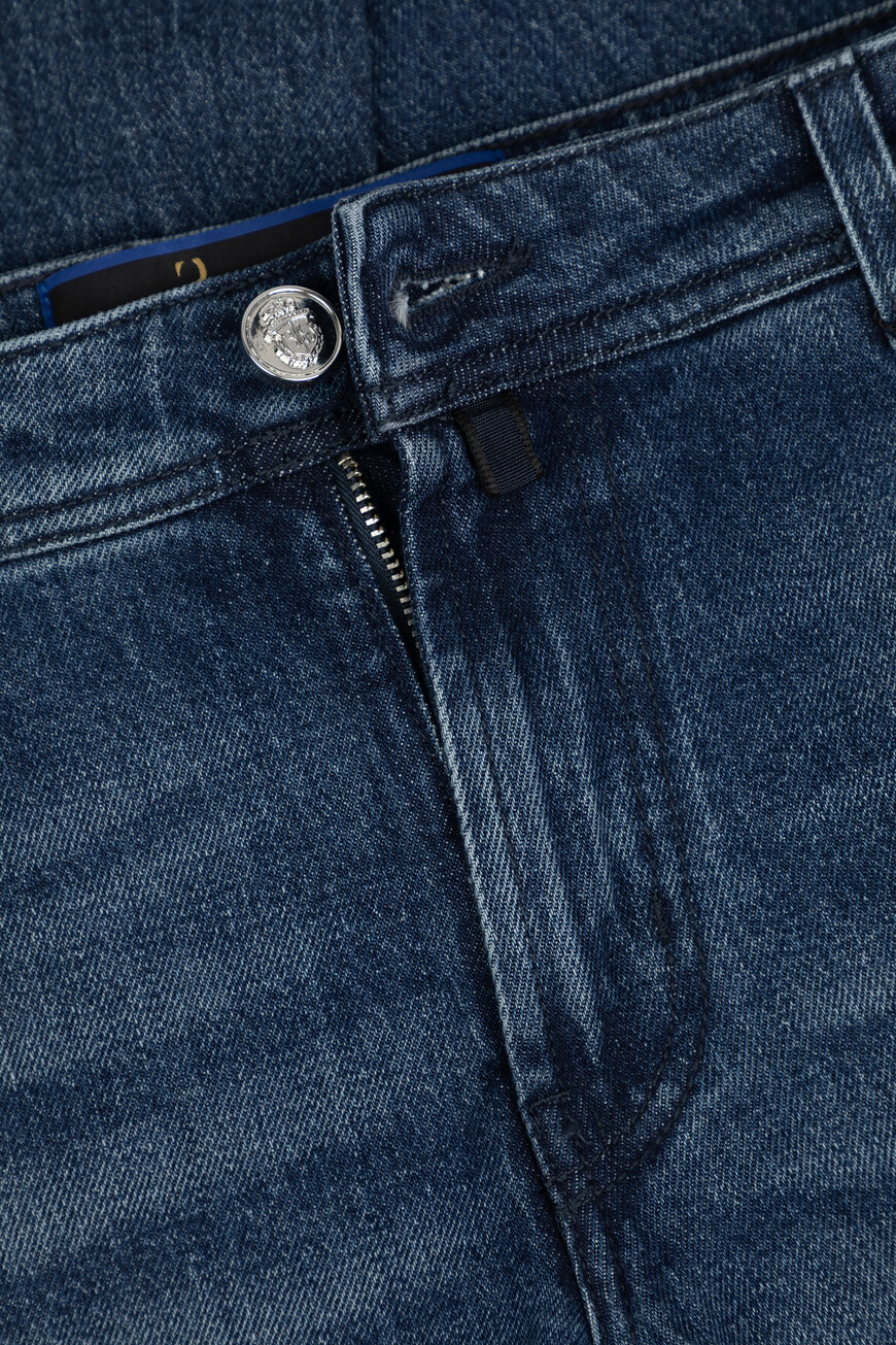 джинсы  BAEC MDT4046 BTE001N 08VE по распродаже