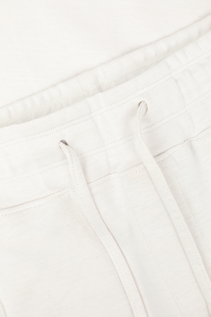 брюки  MP0057 J0300 010 по распродаже