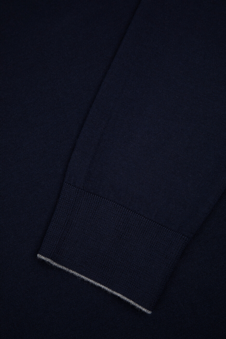 поло  KE08014P30 E25370 3198 на официальном сайте