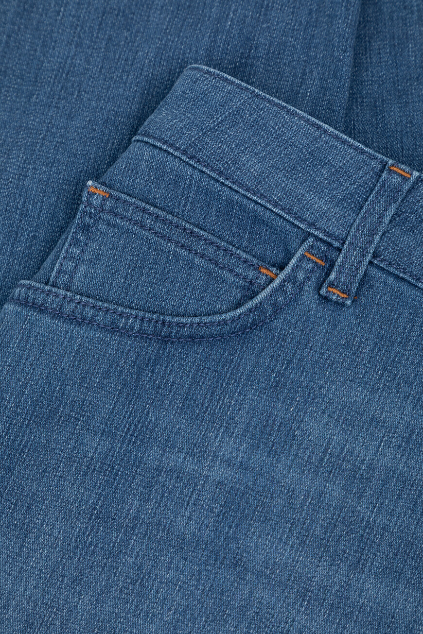 джинсы  MST53B2130 T0190 NOU0 на официальном сайте