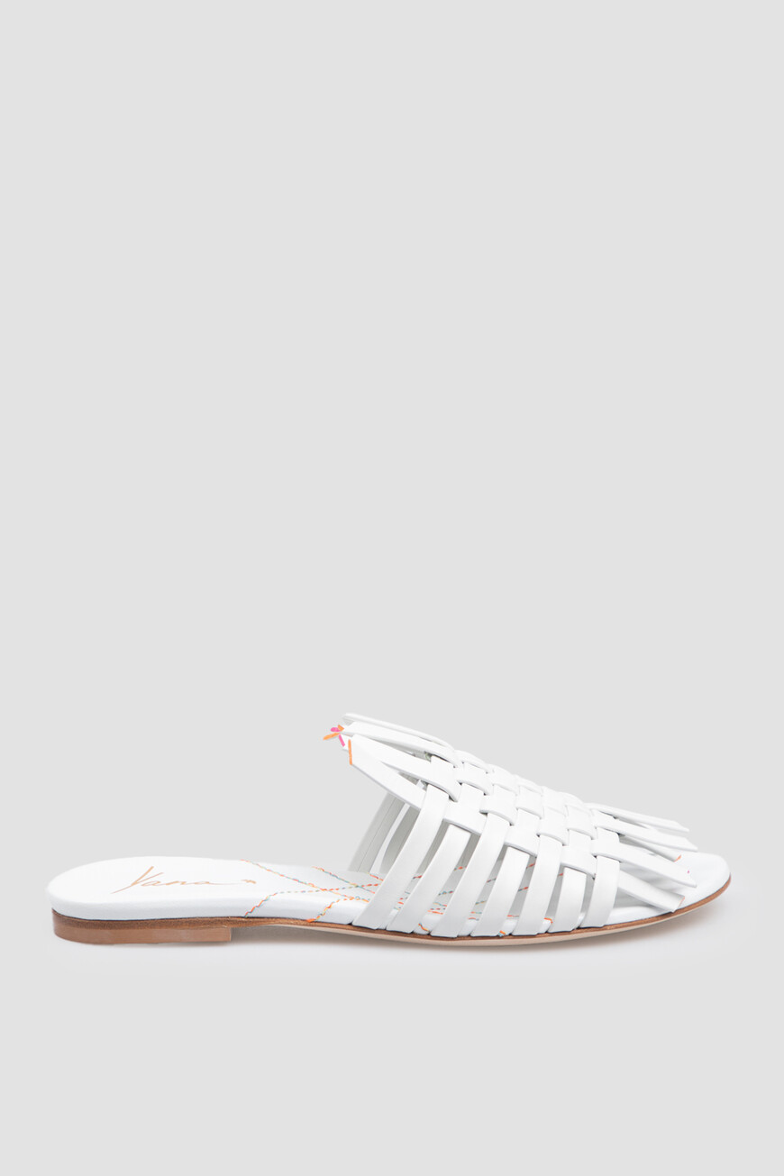 

Мюли Yana, Белый