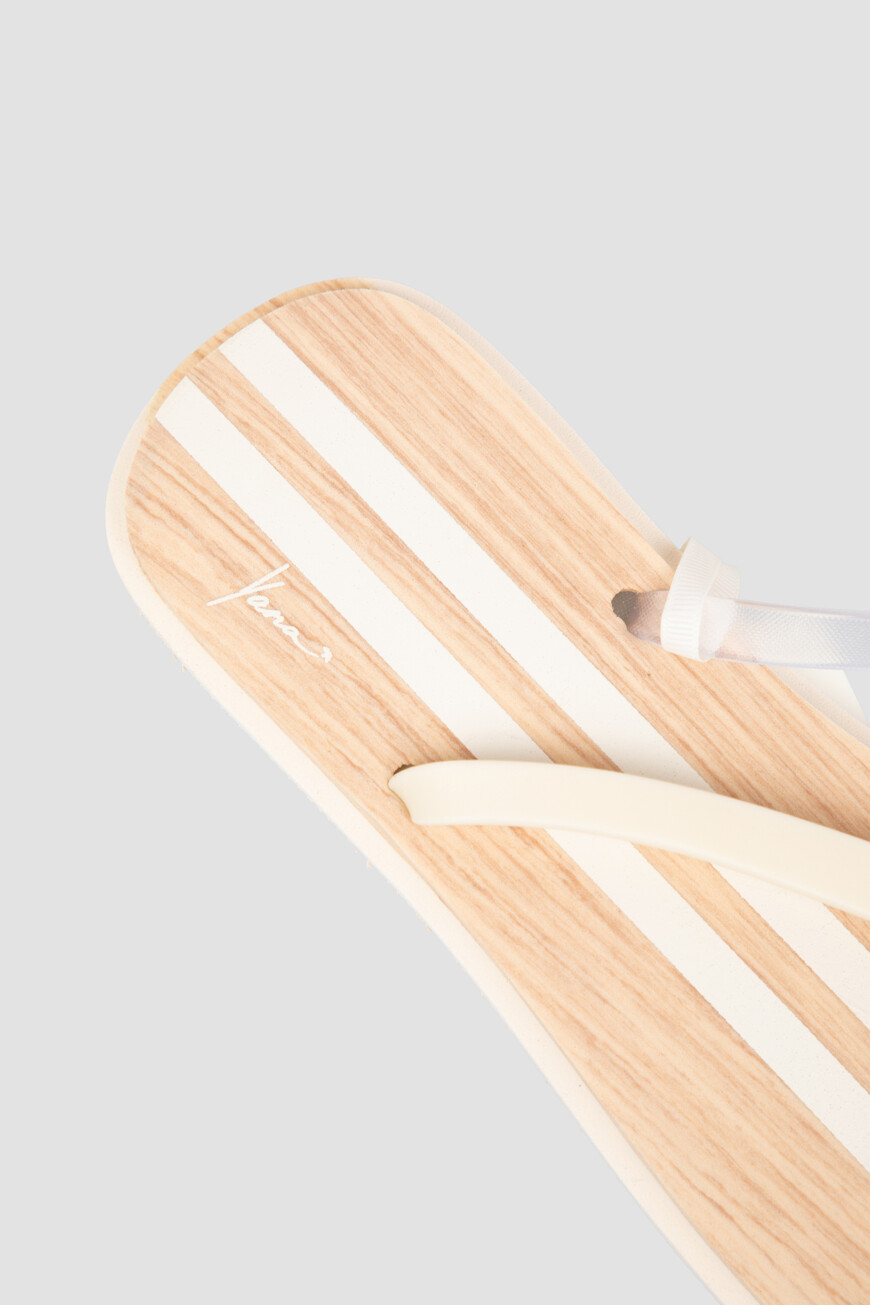 шлепанцы  DS021101.0002.000150.00.24 со скидкой