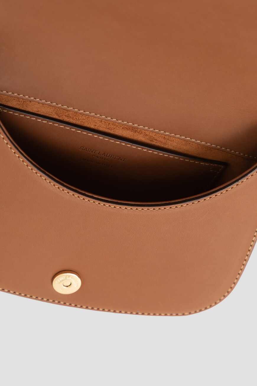 сумка  модель voltaire 800846 BWR0W 6309 на официальном сайте