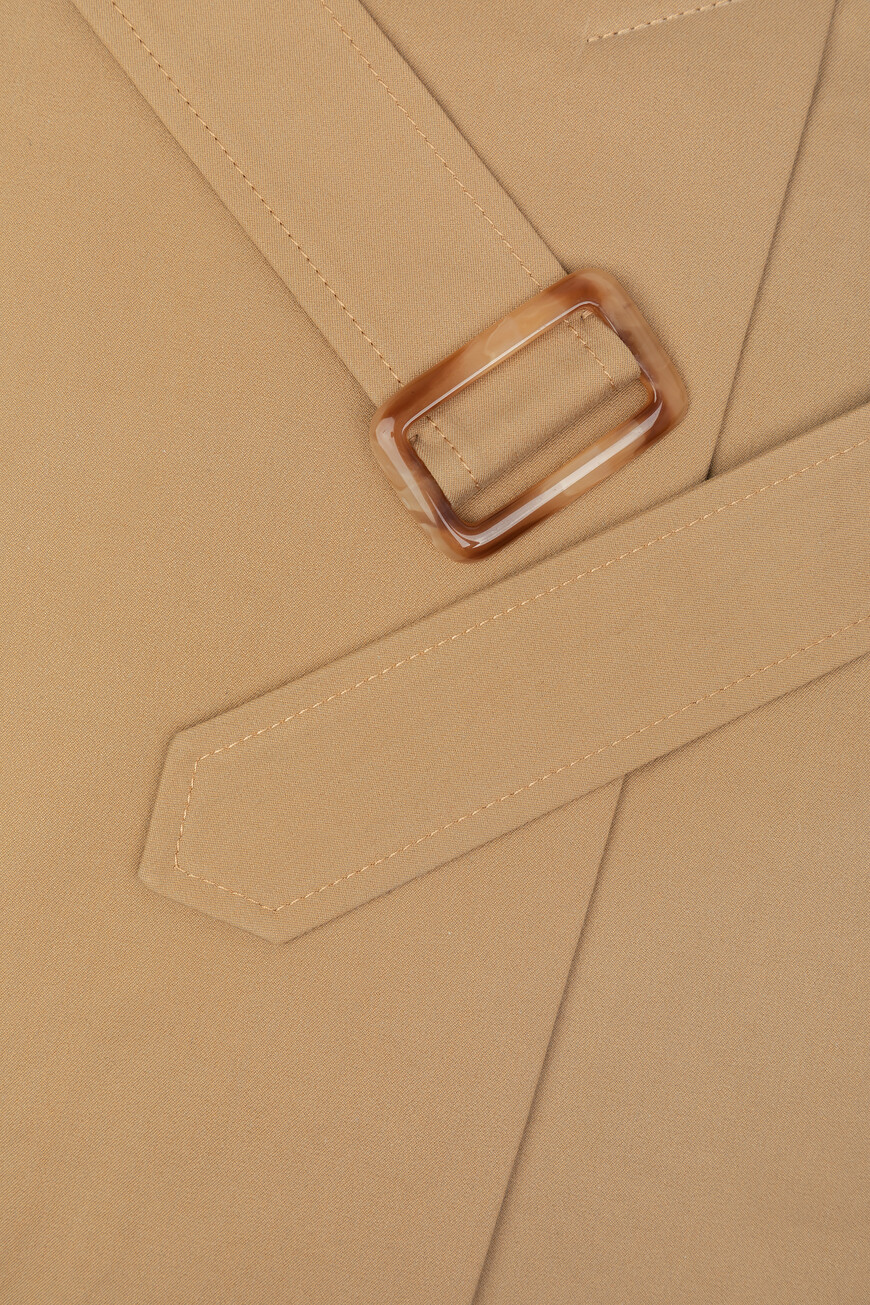 плащ  вид слева