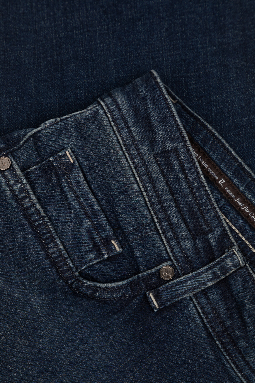 джинсы  DNM06-200 на официальном сайте