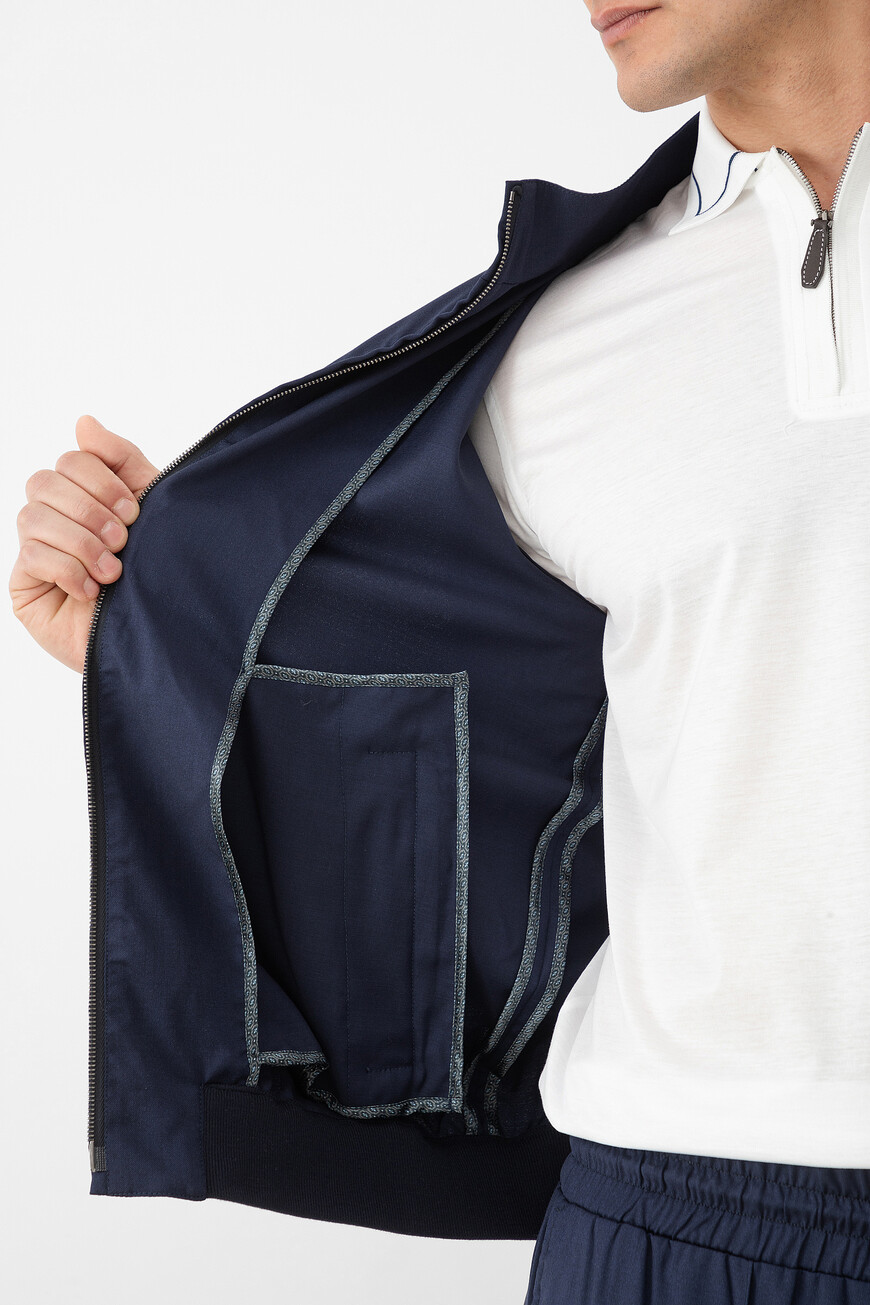 куртка  251HRT2104 T0084 1450A по низкой цене