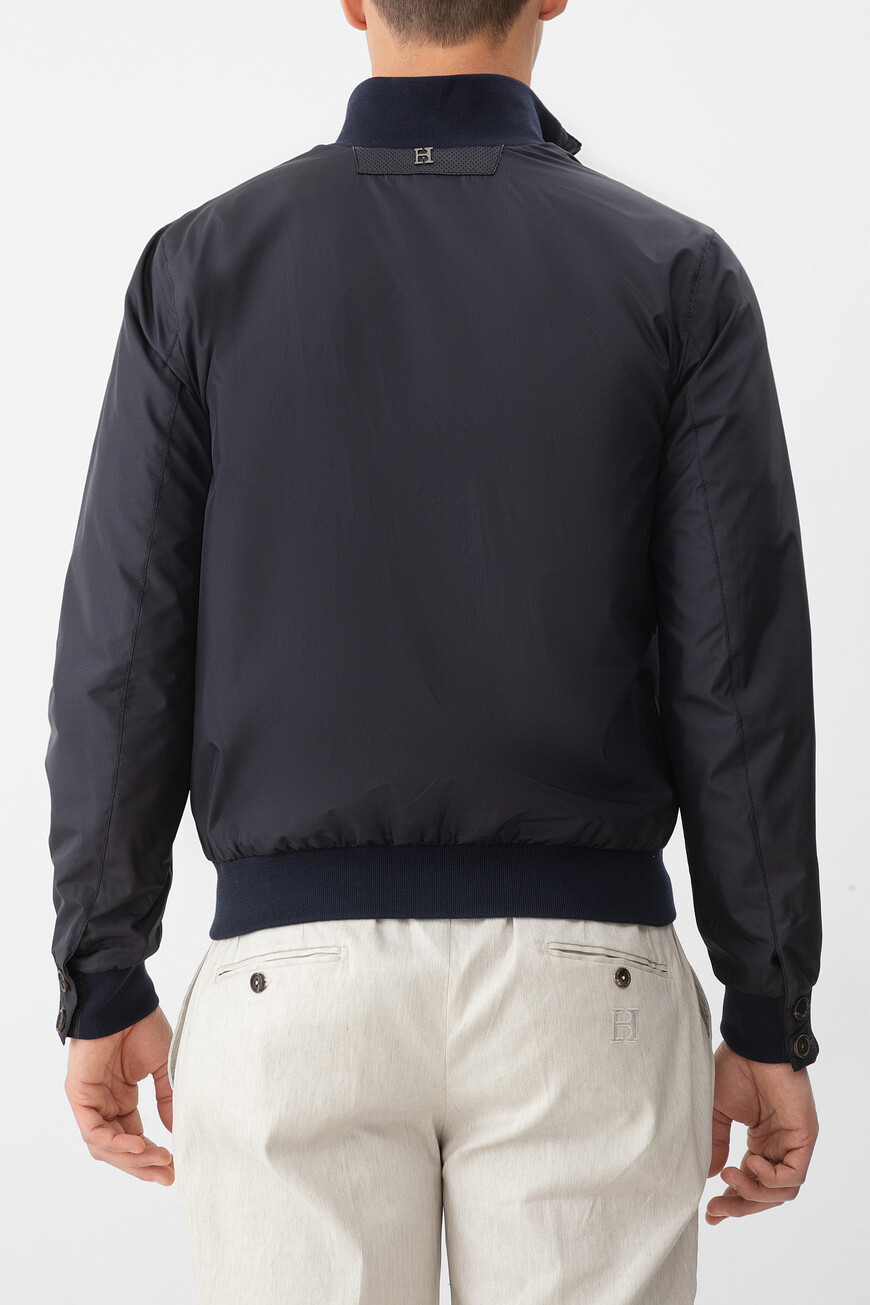 куртка  251HNT8801 TSGO 1401 по акции