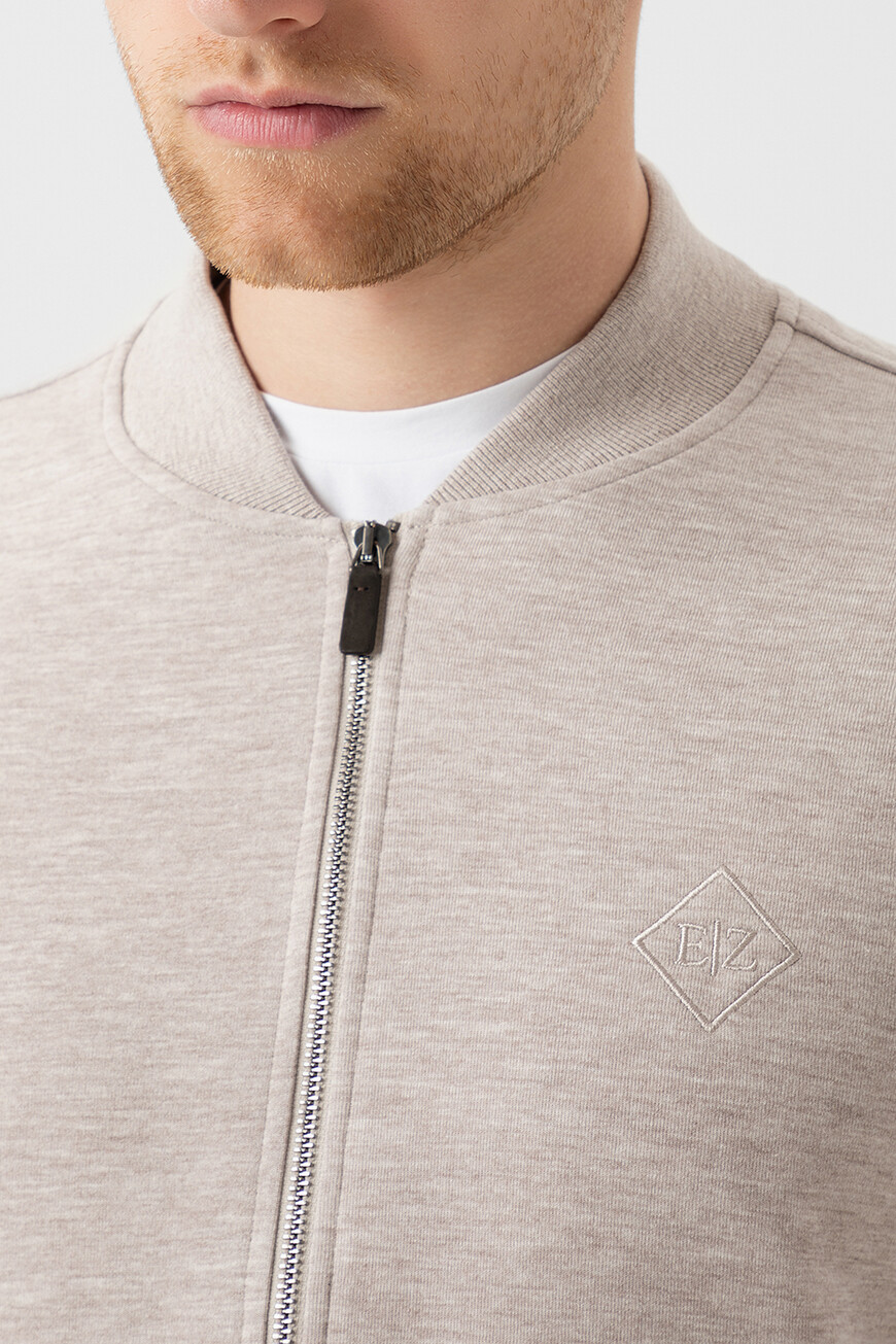 

Костюм Emiliano Zapata, Бежевый