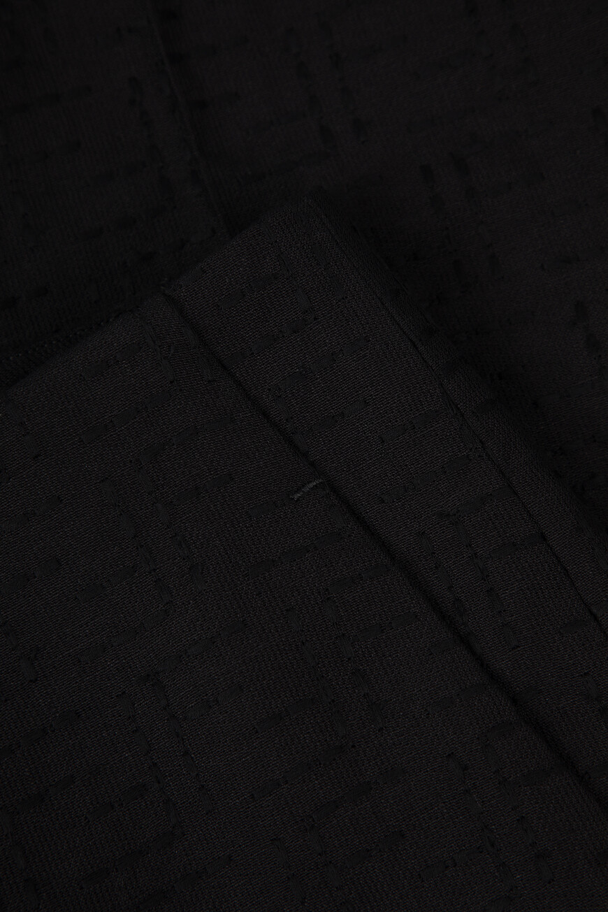 брюки  FB1029 AU6Y F0QA1 на официальном сайте