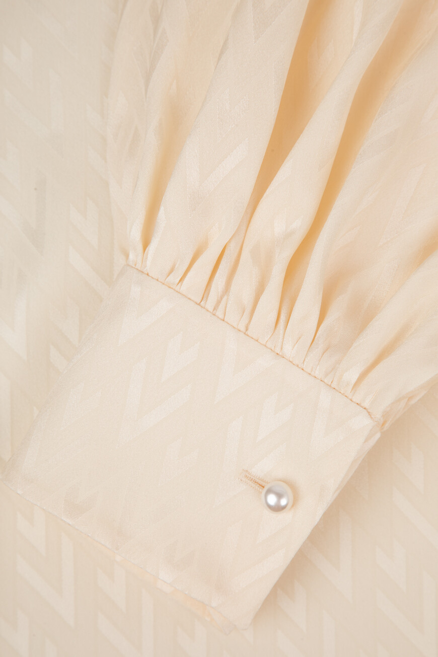 блуза  6B0AB7M093L ET5 на официальном сайте