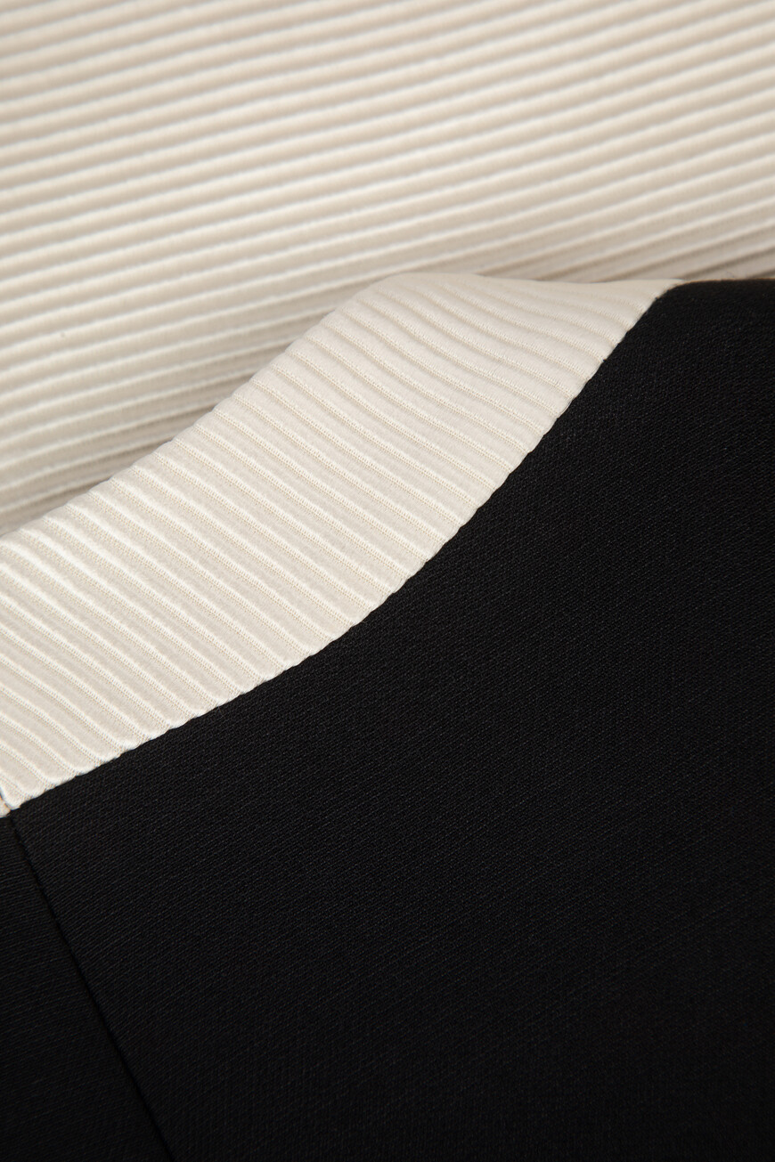 жакет  6B0CE4701CF AUY на официальном сайте