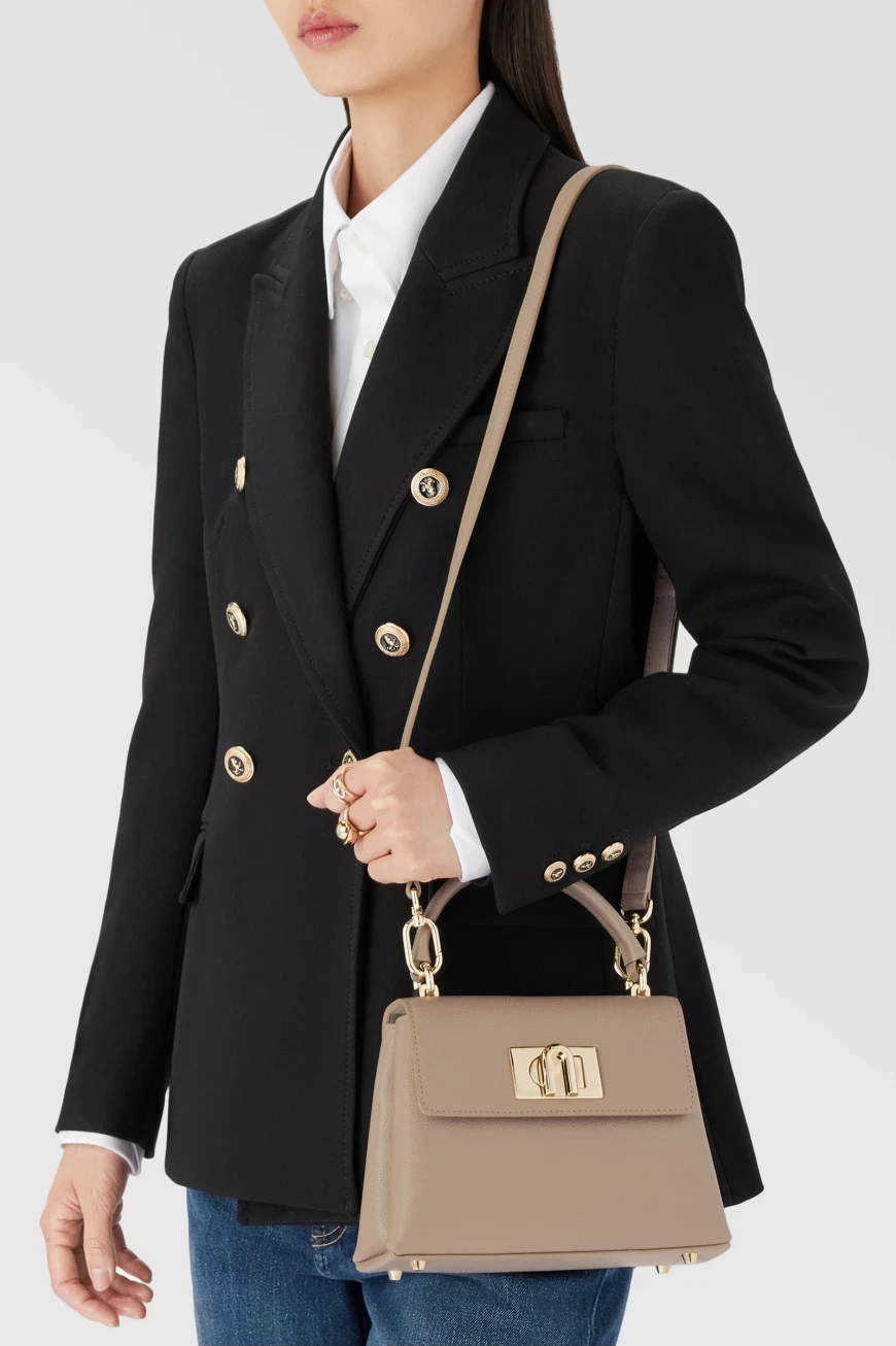 сумка  модель из линейки 1927 WB00109ARE000 2572S по акции