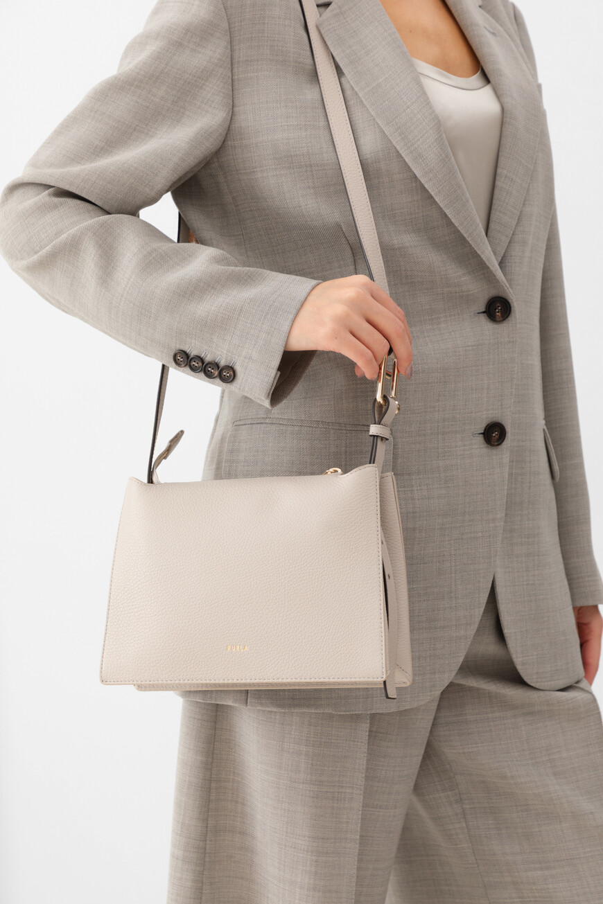 сумка  модель nuvola WB01275HSF000 VAN00 по акции