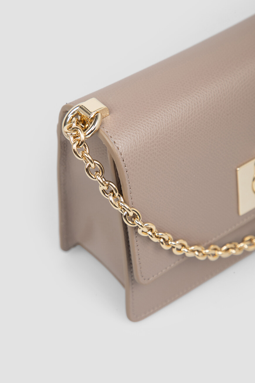 сумка  модель из линейки 1927 BAFKACOARE000 2572S со скидкой