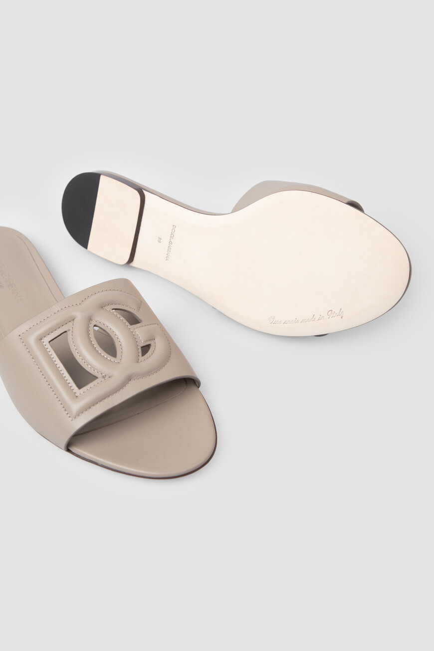 шлепанцы  модель из линейки bianca CQ0436 AY329 8I399 оригинал