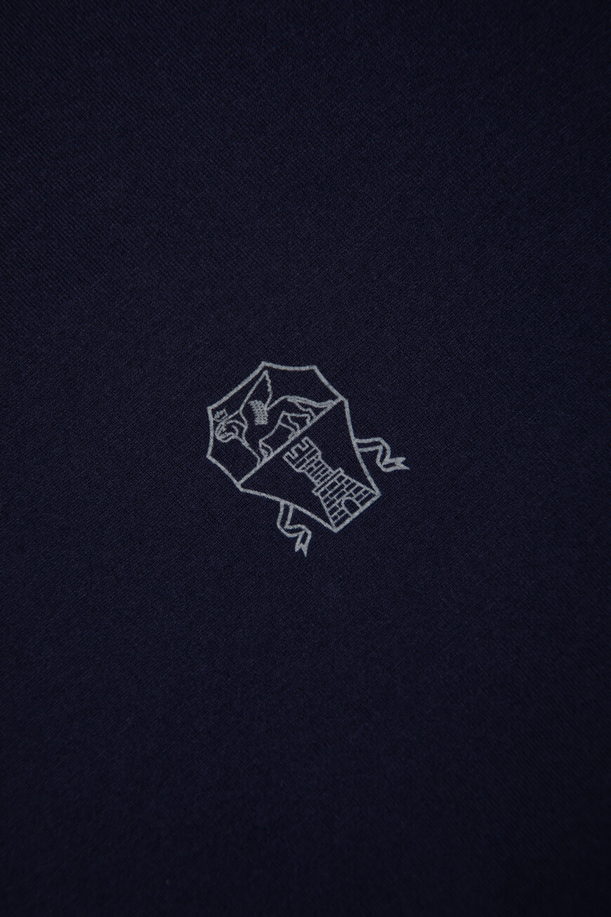 футболка  M0B138440 CD325 на официальном сайте