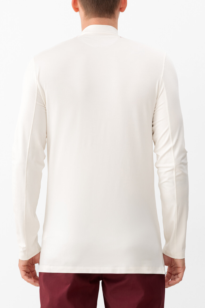 водолазка   MM819KT71 C8238 по акции