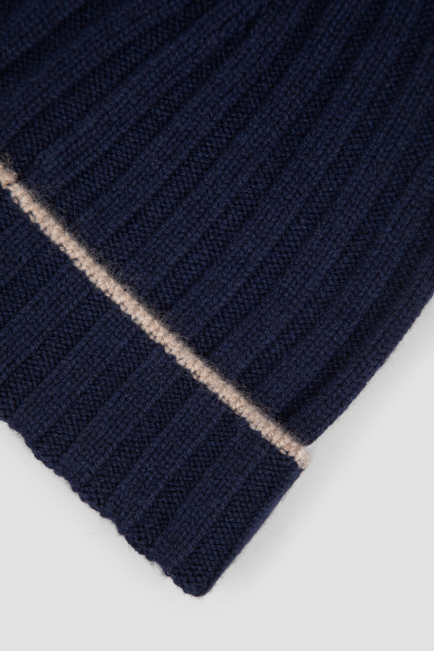 шапка  M2240900 CB878 по низкой цене