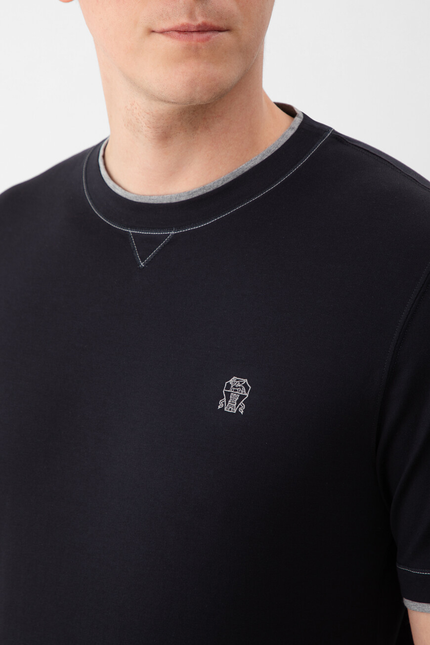 футболка  модель из капсульной коллекции travelwear M0B137451G CW893 купить с доставкой