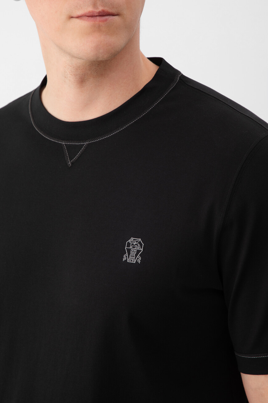 футболка  модель из коллекции travelwear M0B131328G CG938 купить с доставкой