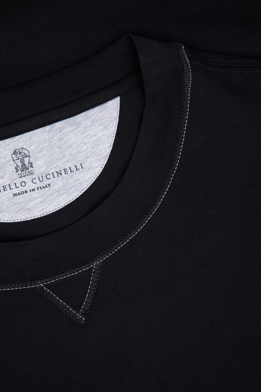 

Футболка Brunello Cucinelli Модель Из Коллекции Travelwear, Черный