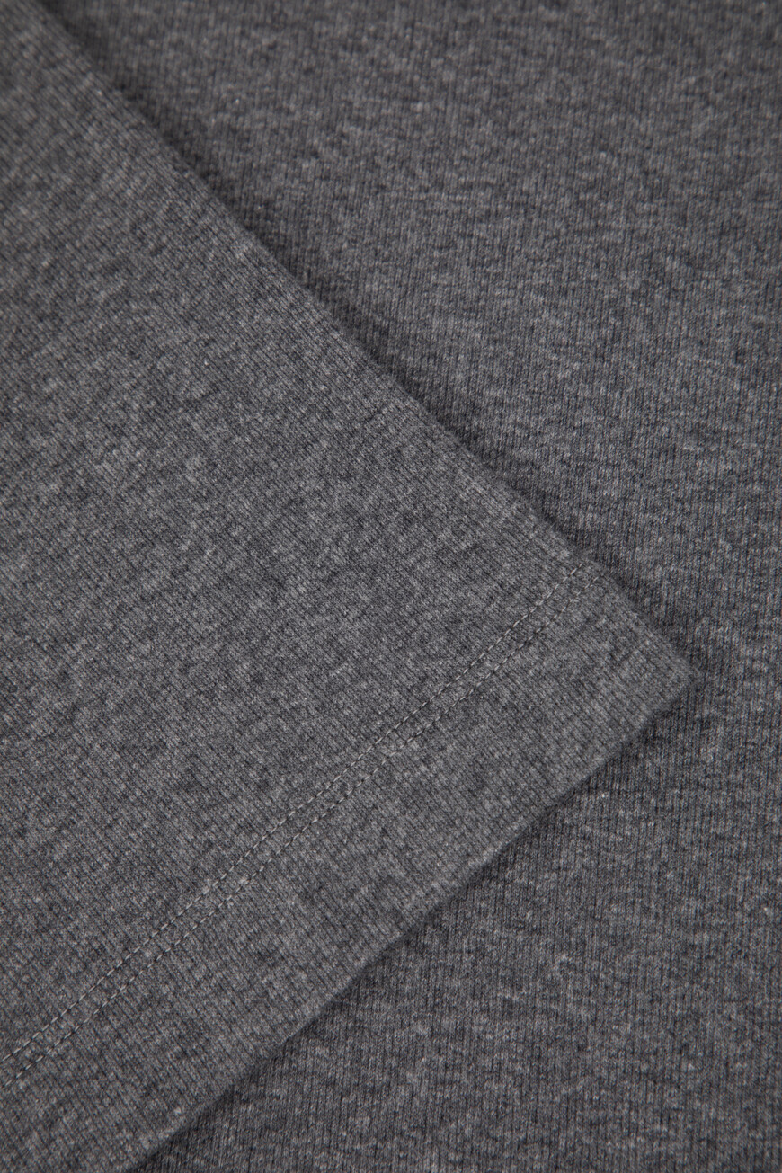 футболка  M0TC8BJ310 CV563 на официальном сайте