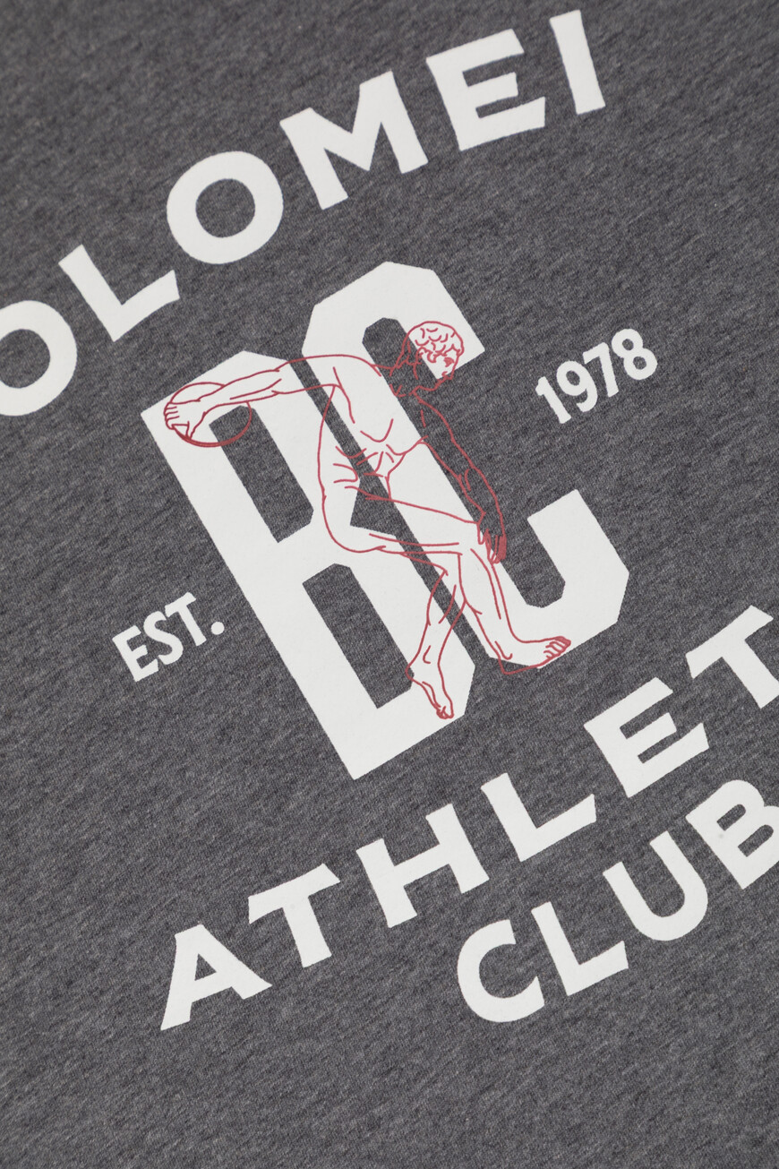 свитшот  модель из линейки travelwear MW8633380G C080 по распродаже