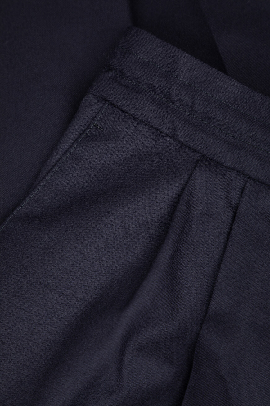 брюки  ME226E1710 C334 на официальном сайте