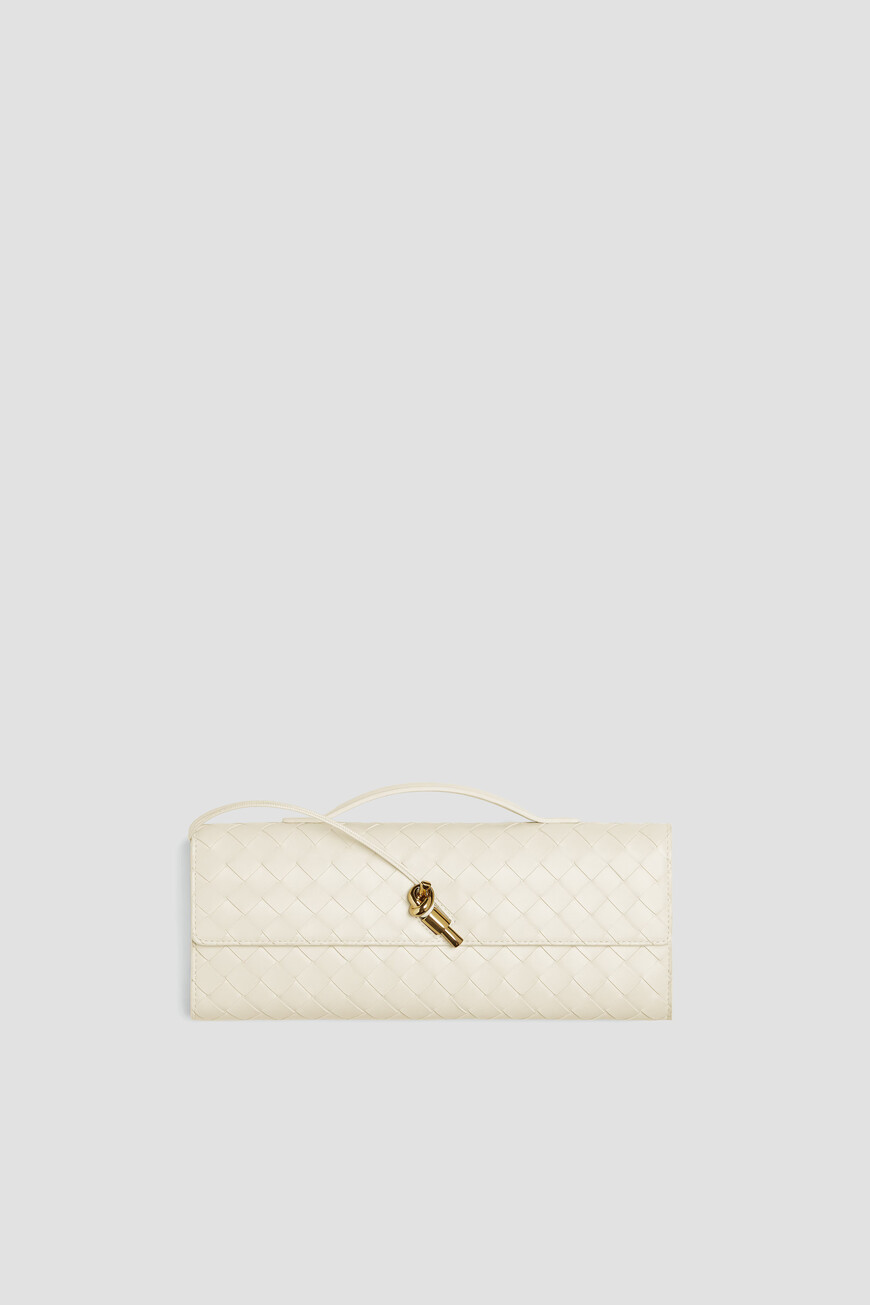 

Сумка Bottega Veneta Модель Andiamo, Кремовый