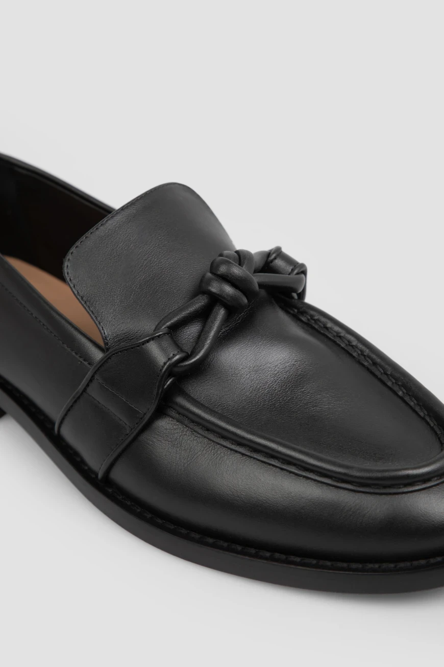 лоферы  модель astaire 796696 V5DZ0 1000 по распродаже