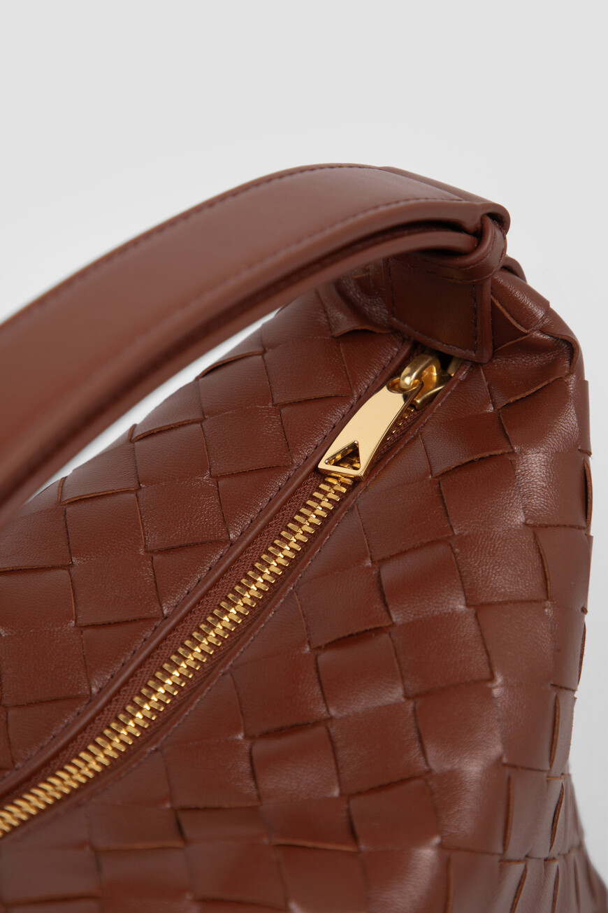 сумка  модель wallace 754443 V3IV1 2504 на официальном сайте