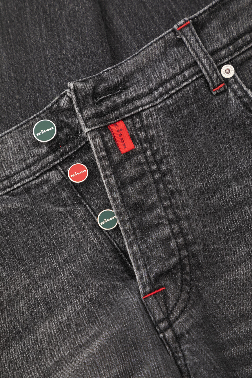 джинсы  UPNJSK0114H02001 по распродаже