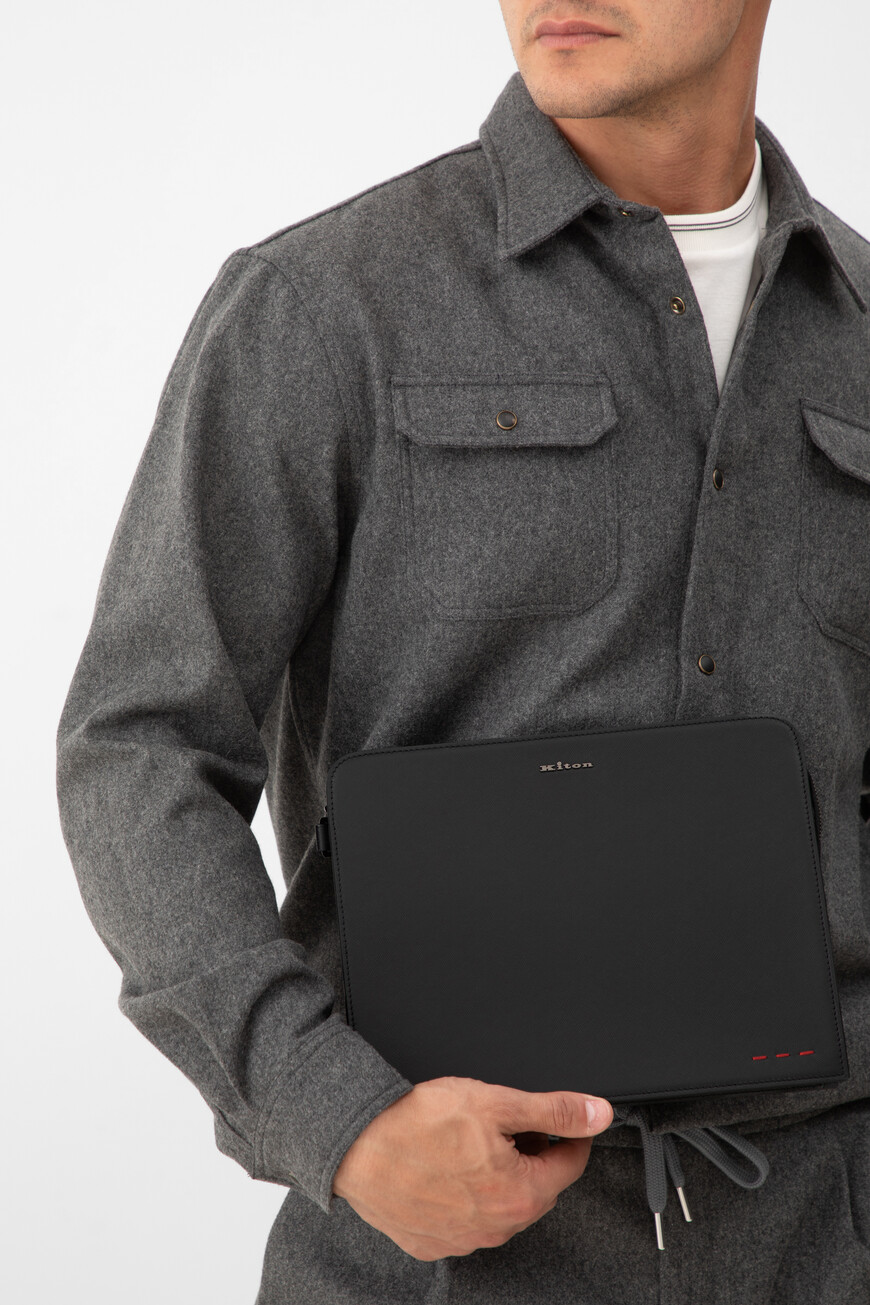 футляр для документов  UBA0010N0126901009 по акции