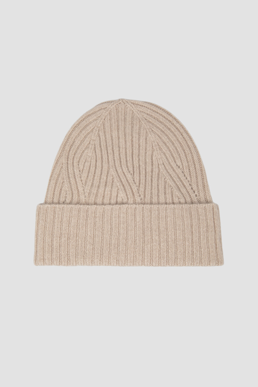 шапка  D60762K0521F17001 купить с доставкой