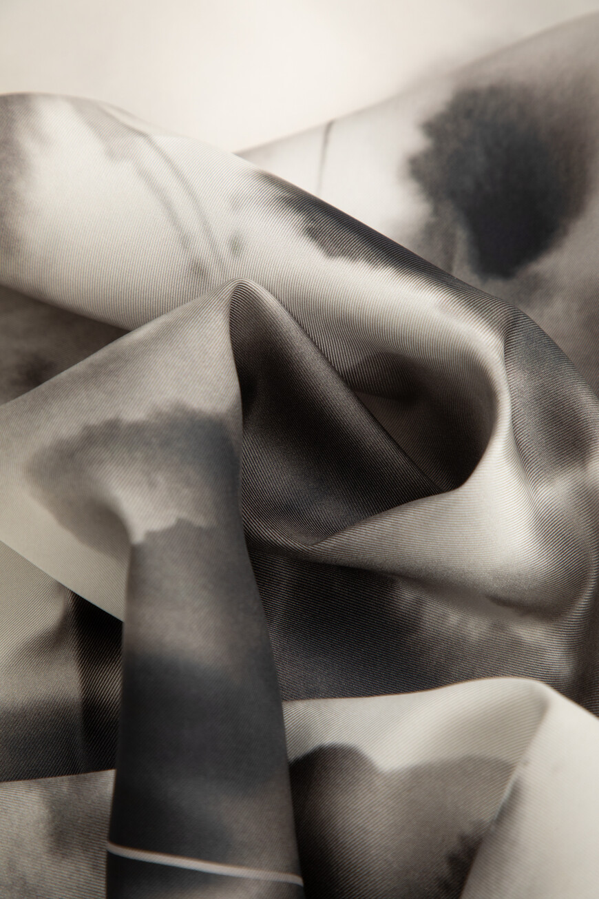 платок  D53754K0530H03009 купить с доставкой