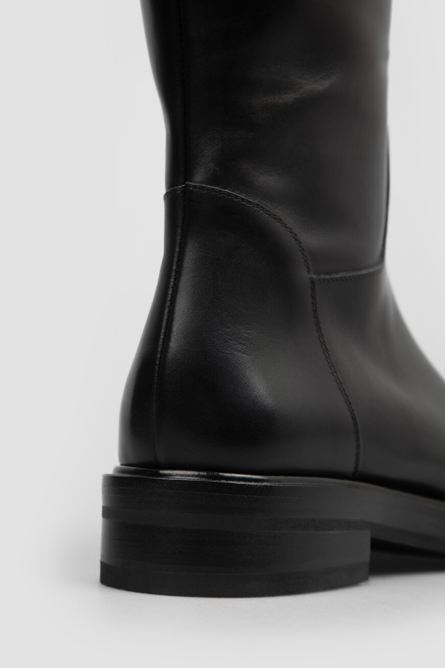 сапоги  D56806N0102401009 со скидкой