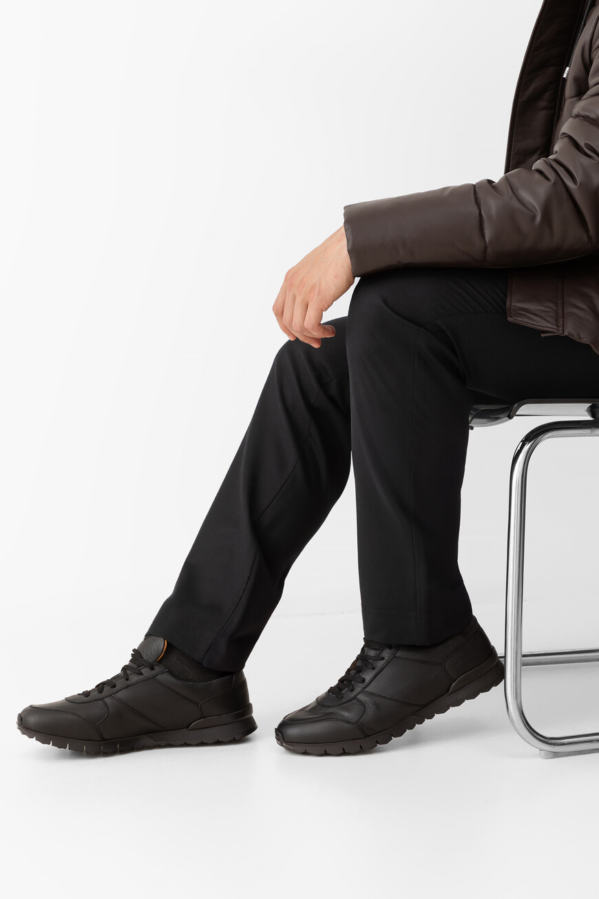 сникеры  USSA114N0012608000 по акции