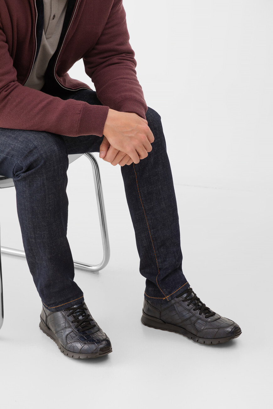 сникеры  USSA114N0010210007 по акции