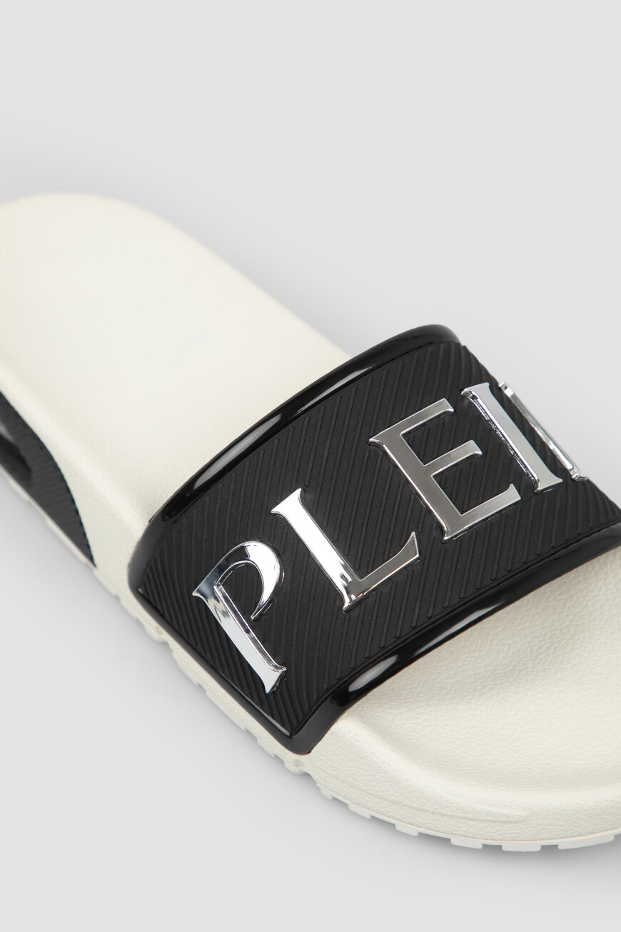 шлепанцы  модель aero slide PACS USG0028 SXV022N 0102 со скидкой