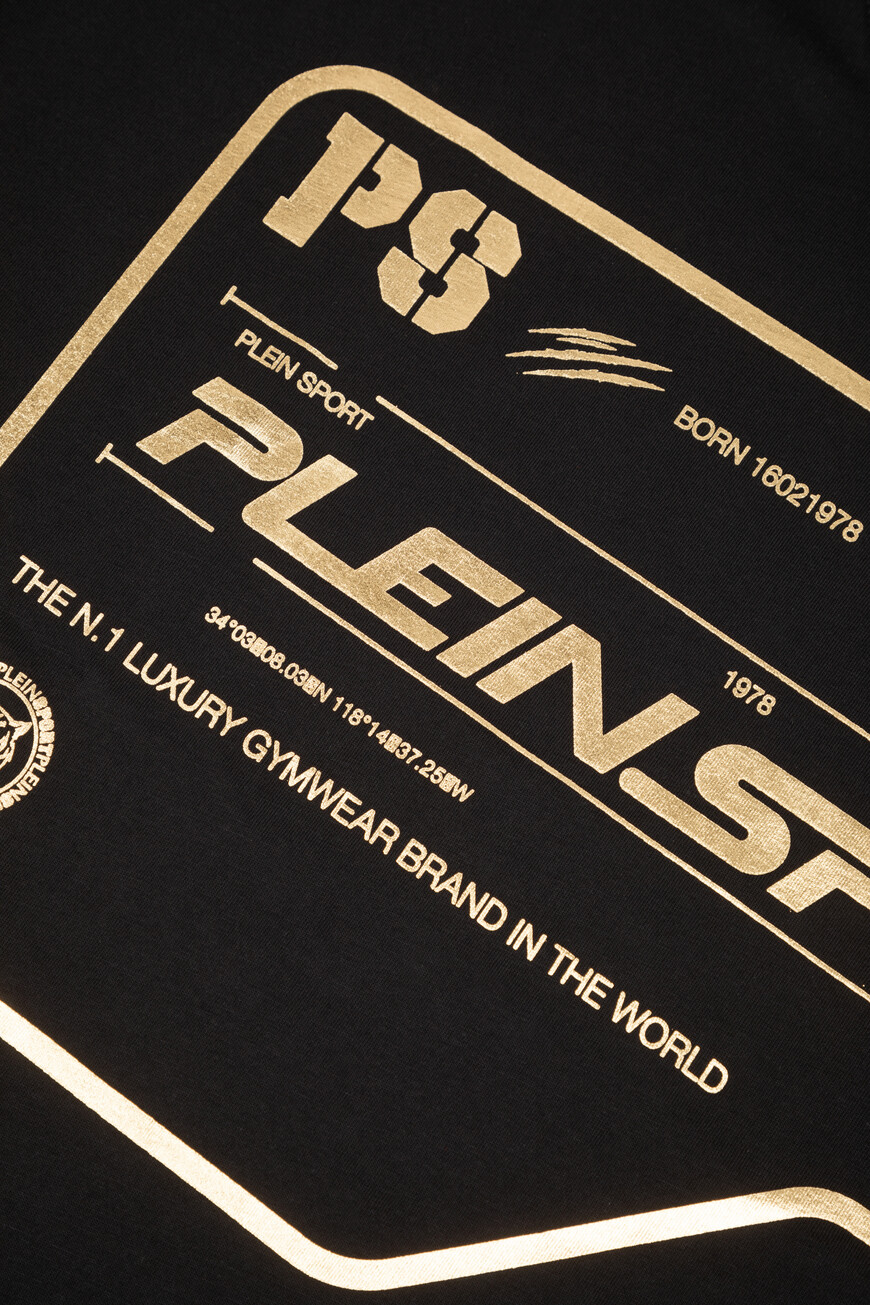 футболка  FAEC MTK8373 STE001N 0293 на официальном сайте