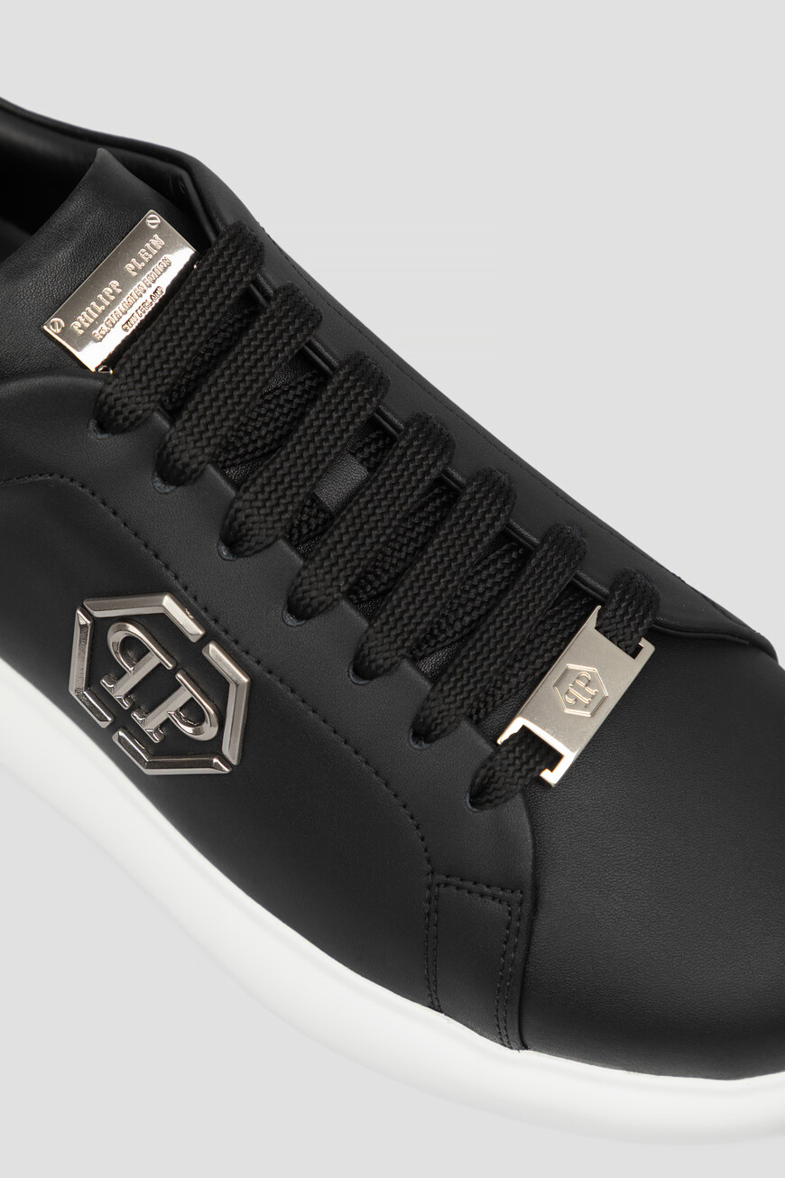 сникеры  модель lo-top new basic hexagon FAES USC0804 PLE075N 02 со скидкой