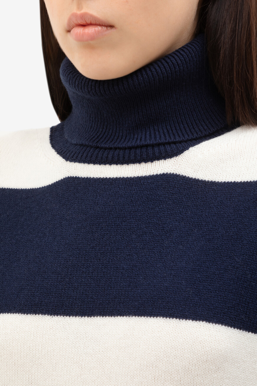 свитер  15351012 348 купить с доставкой