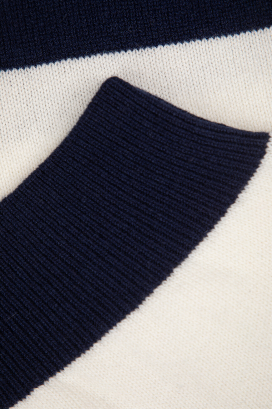 свитер  15351012 348 со скидкой