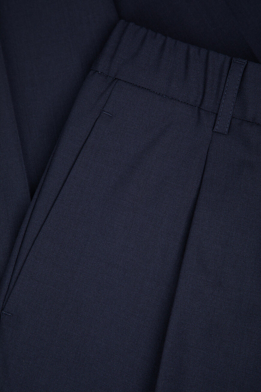 брюки  PT000130U 33474S 9200 на официальном сайте