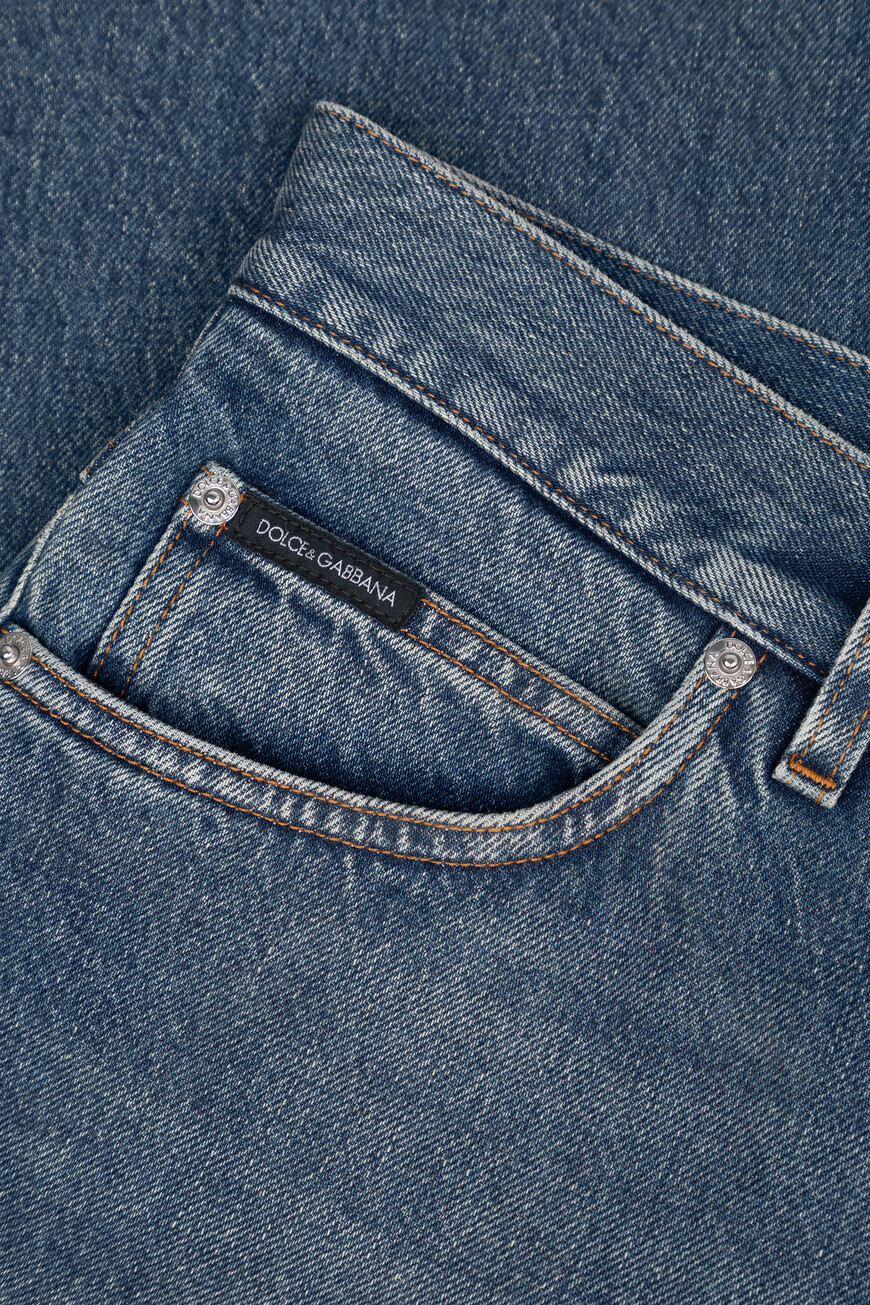 джинсы  GYJCCD G8NR9 S9001 на официальном сайте