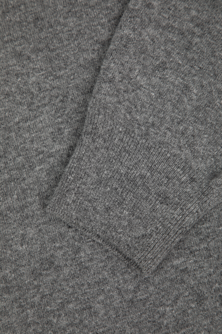 джемпер  GXX01Z JDVDE N0702 по распродаже