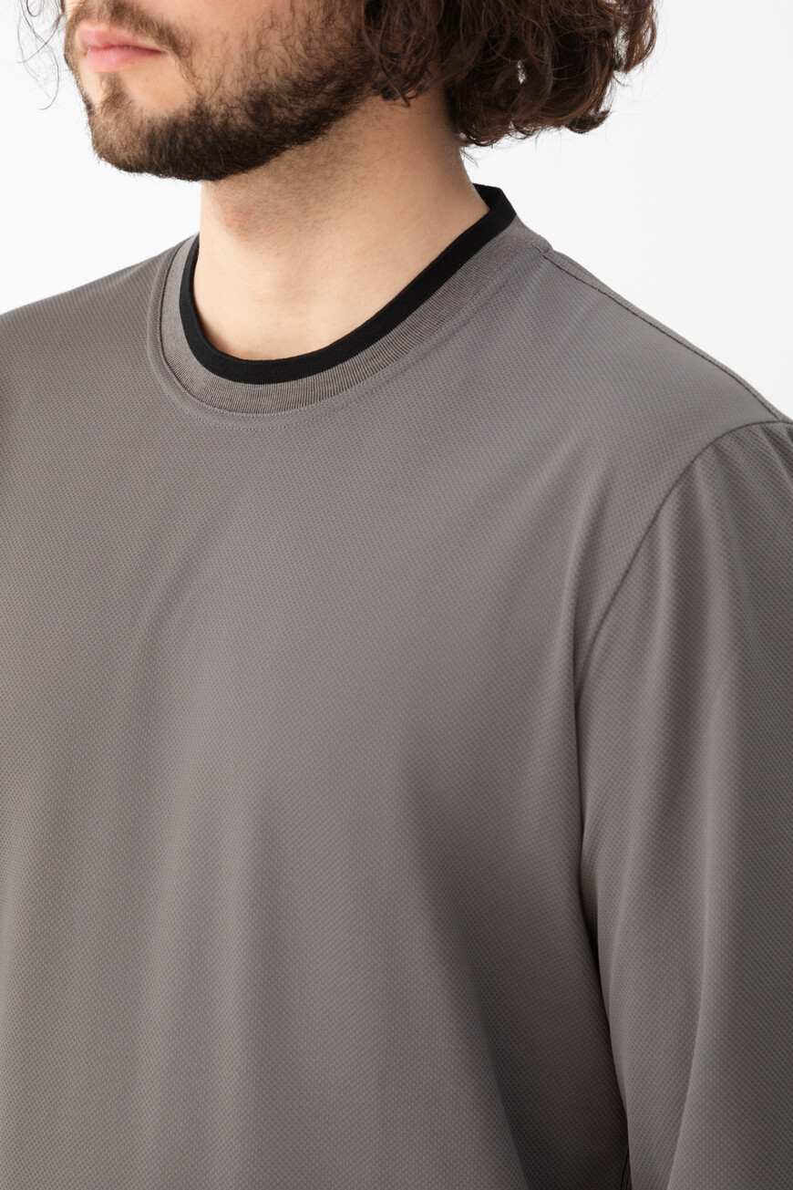 лонгслив  G8SW5T HU7VE N0352 купить с доставкой